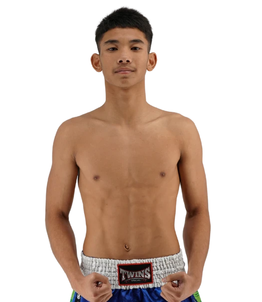 Yodnatee Padungchai Muay Thai Gym